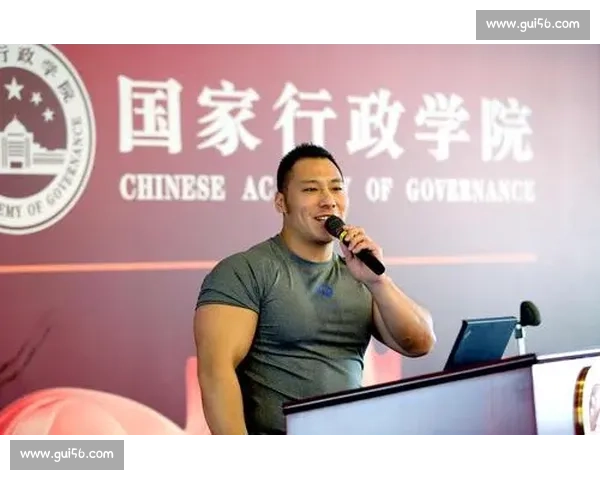 健美先生比赛精彩瞬间合集 展现顶级健身选手完美身材与力量对决